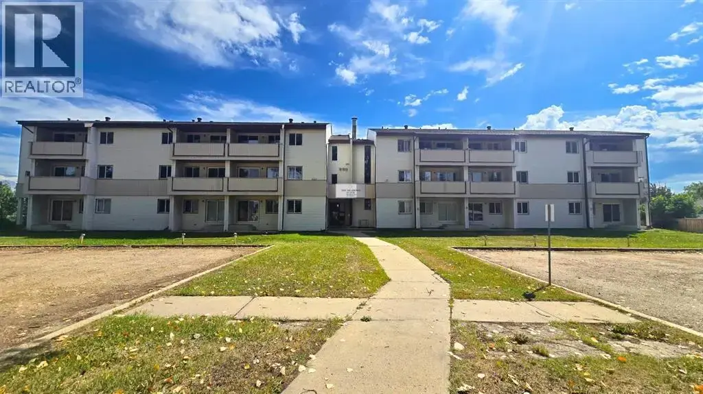 205, 5117 44 Street, High Prairie